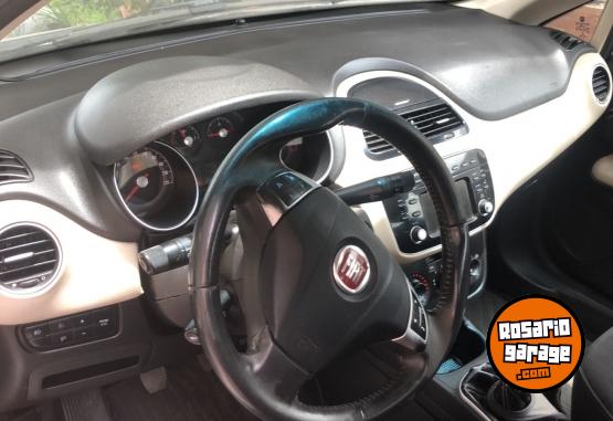 Autos - Fiat Lnea Uconnect 2015 Nafta 190000Km - En Venta