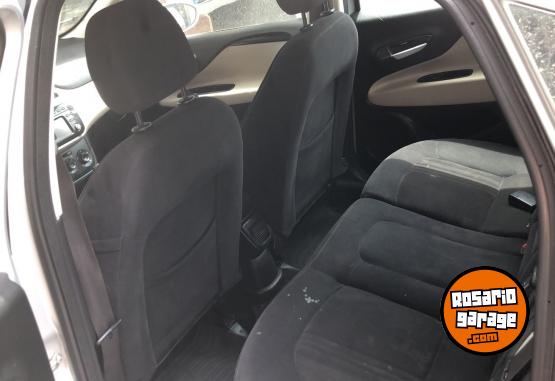 Autos - Fiat Lnea Uconnect 2015 Nafta 190000Km - En Venta