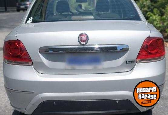 Autos - Fiat Línea Uconnect 2015 Nafta 190000Km - En Venta