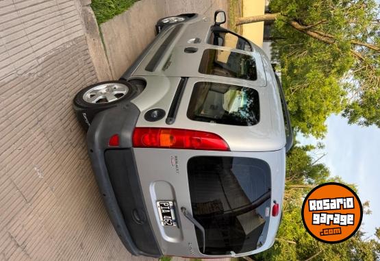 Utilitarios - Renault Kangoo 2015 Nafta 145000Km - En Venta
