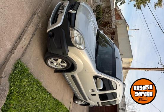 Utilitarios - Renault Kangoo 2015 Nafta 145000Km - En Venta