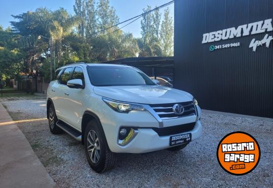Camionetas - Toyota SW4 SRX 4X4 7A 2017 Diesel 200000Km - En Venta