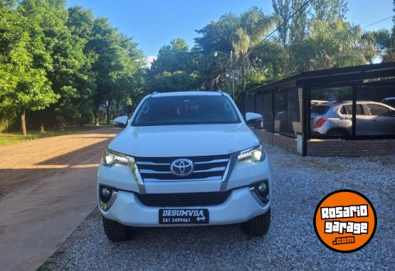 Camionetas - Toyota SW4 SRX 4X4 7A 2017 Diesel 200000Km - En Venta
