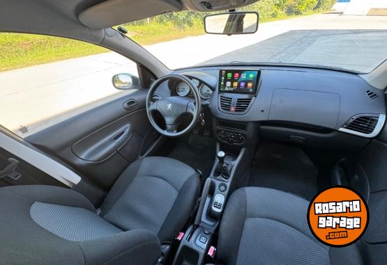 Autos - Peugeot 207 2015 Diesel 101000Km - En Venta