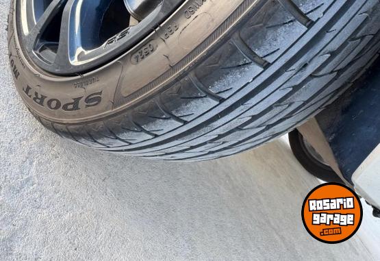 Autos - Renault Sandero RS 2017 Nafta 84000Km - En Venta