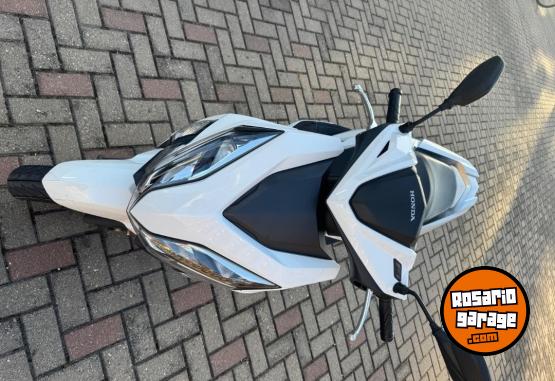 Motos - Honda Elite 2018 Nafta 8200Km - En Venta