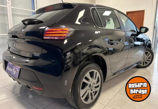 Autos - Peugeot 208 ALLURE AT 2025 Nafta 7100Km - En Venta