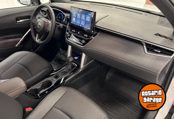 Autos - Toyota COROLLA CROSS SEG 1.8 HV 2025 Electrico / Hibrido 0Km - En Venta