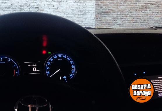 Autos - Toyota Corolla Xei 1.8 2016 Nafta 98300Km - En Venta