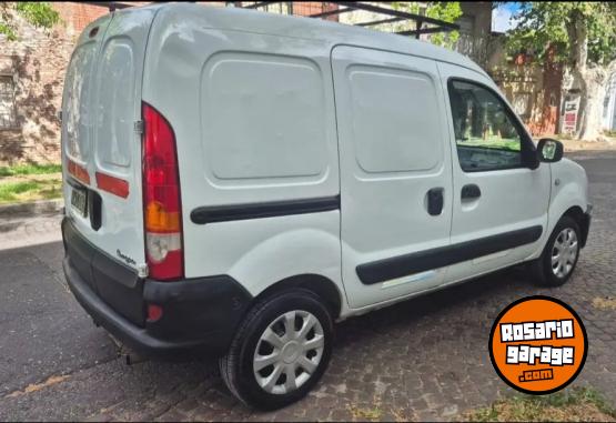 Utilitarios - Renault Kangoo 2012 GNC 170000Km - En Venta