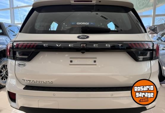 Camionetas - Ford Everest Titanium 2025 Nafta 0Km - En Venta