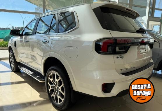 Camionetas - Ford Everest Titanium 2025 Nafta 0Km - En Venta