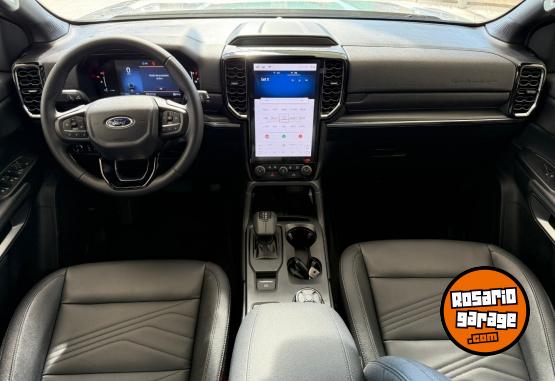 Camionetas - Ford Everest Titanium 2025 Nafta 0Km - En Venta