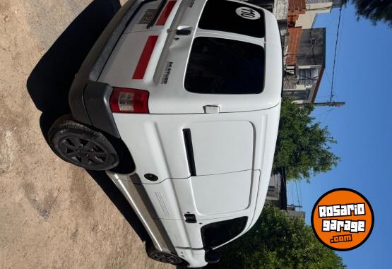 Utilitarios - Peugeot Partner 2012 Diesel 148000Km - En Venta