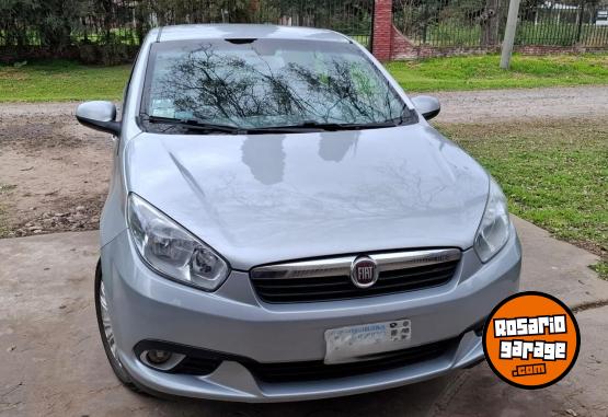 Autos - Fiat Grand Siena 2013 Nafta 122000Km - En Venta
