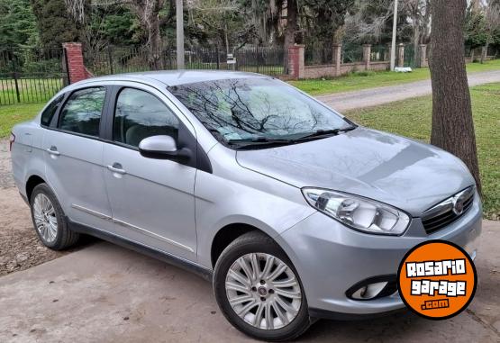 Autos - Fiat Grand Siena 2013 Nafta 122000Km - En Venta