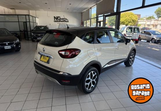 Autos - Renault Captur 2017 Nafta 104000Km - En Venta