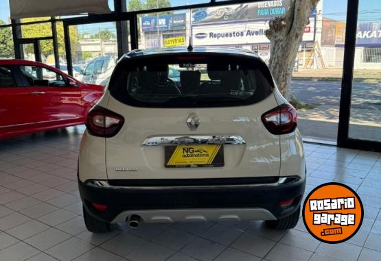 Autos - Renault Captur 2017 Nafta 104000Km - En Venta