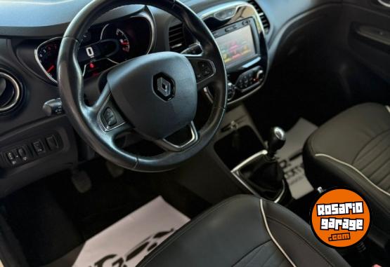 Autos - Renault Captur 2017 Nafta 104000Km - En Venta