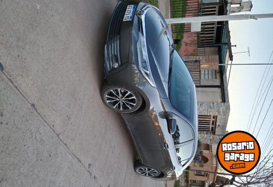 Autos - Toyota Corolla seg 1.8 2019 Nafta 91000Km - En Venta