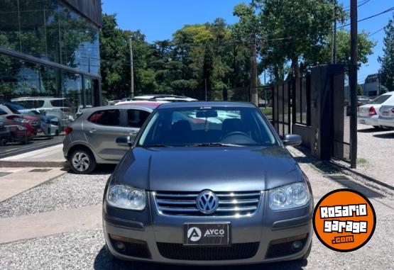Autos - Volkswagen BORA 2.0 TRENDLINE 2012 Nafta  - En Venta