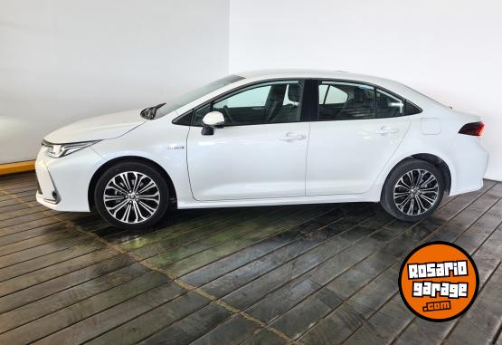 Autos - Toyota COROLLA HEV 1,8 SEG ECVT 2022 Electrico / Hibrido 87613Km - En Venta