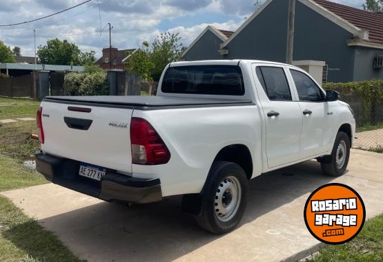 Camionetas - Toyota Hilux Dx 2020 Diesel 150000Km - En Venta