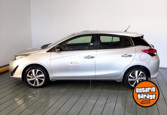 Autos - Toyota YARIS S 1,5 CVT 5P 2021 Nafta 33857Km - En Venta
