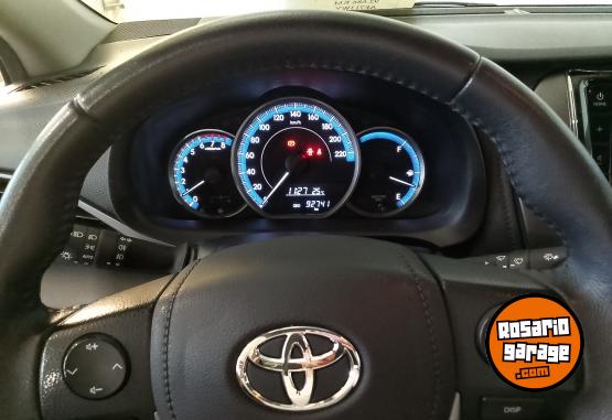 Autos - Toyota YARIS XLS 1,5 6M/T 2022 Nafta 92686Km - En Venta