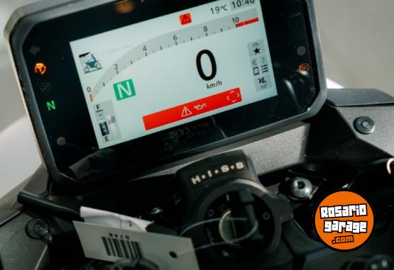 Motos - Honda CB750 2025 Nafta 0Km - En Venta