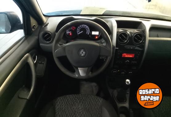 Camionetas - Renault DUSTER PH2 EXPRESSION 1,6 2017 Nafta 77522Km - En Venta