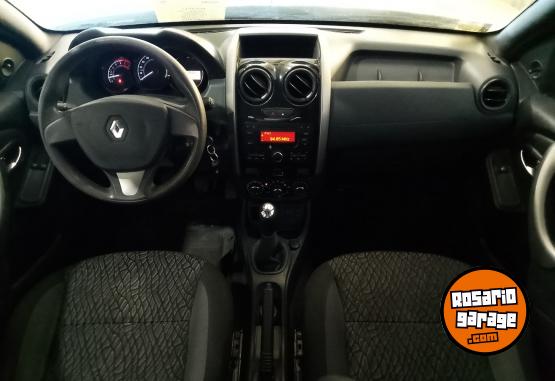 Camionetas - Renault DUSTER PH2 EXPRESSION 1,6 2017 Nafta 77522Km - En Venta