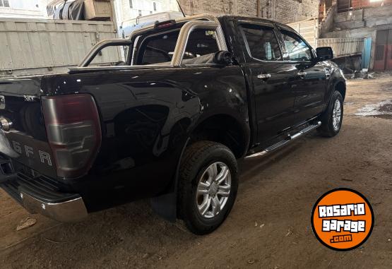 Camionetas - Ford Ranger xlt 2022 Diesel 31700Km - En Venta
