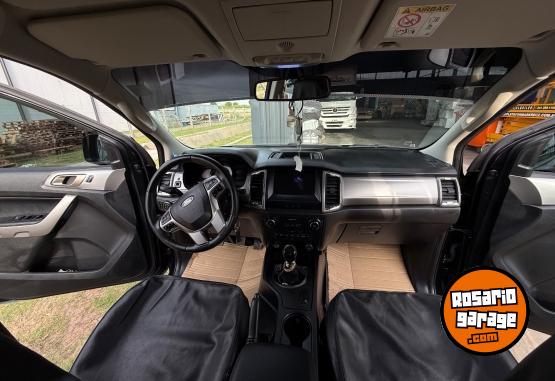 Camionetas - Ford Ranger xlt 2022 Diesel 31700Km - En Venta