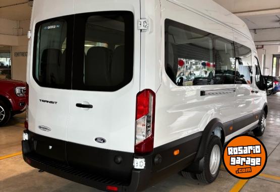 Utilitarios - Ford Transit Minibus 17+1 2025 Diesel 0Km - En Venta