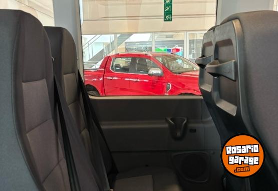 Utilitarios - Ford Transit Minibus 17+1 2025 Diesel 0Km - En Venta