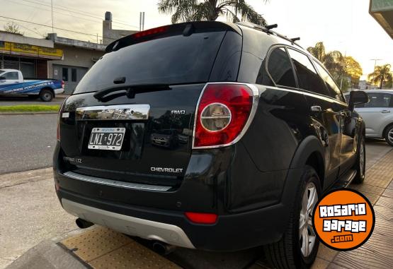 Camionetas - Chevrolet Captiva LTZ 2012 Diesel 180000Km - En Venta