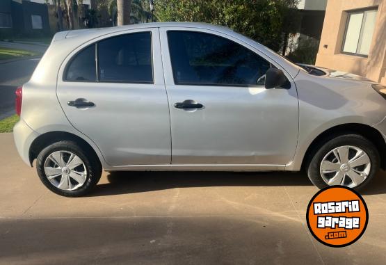 Autos - Nissan March 1.7 Active 2017 Nafta 48000Km - En Venta