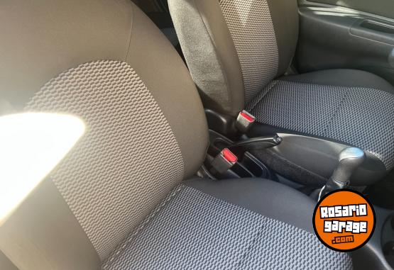 Autos - Nissan March 1.7 Active 2017 Nafta 48000Km - En Venta