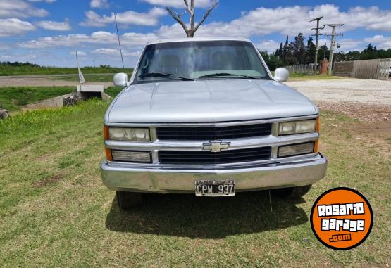 Camionetas - Chevrolet Silverado 1999 Diesel 180000Km - En Venta