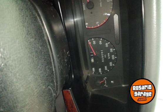 Camionetas - Isuzu Pick up 1998 Diesel 282000Km - En Venta