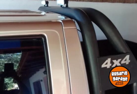 Camionetas - Isuzu Pick up 1998 Diesel 282000Km - En Venta