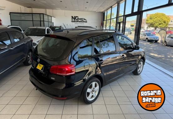 Autos - Volkswagen Suran Trendline 2015 Nafta 170000Km - En Venta