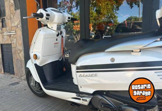 Motos - Kymco LIKE 125 2022 Nafta 10800Km - En Venta