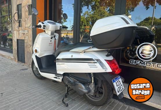 Motos - Kymco LIKE 125 2022 Nafta 10800Km - En Venta