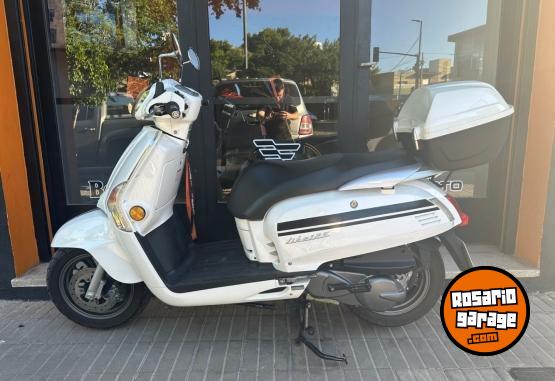 Motos - Kymco LIKE 125 2022 Nafta 10800Km - En Venta
