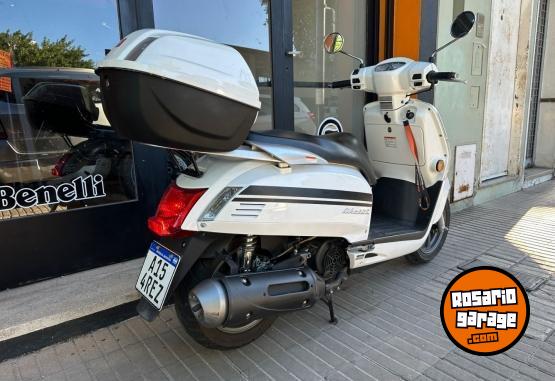 Motos - Kymco LIKE 125 2022 Nafta 10800Km - En Venta