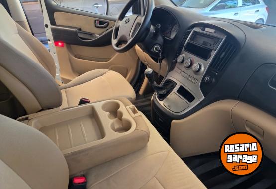 Utilitarios - Hyundai H1 2010 Diesel 265000Km - En Venta