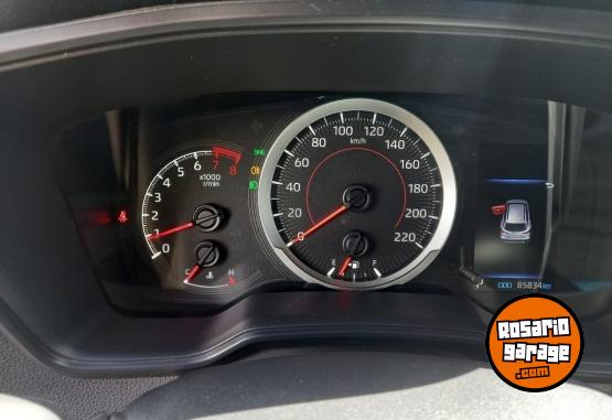 Autos - Toyota COROLLA 2022 Nafta 82990Km - En Venta