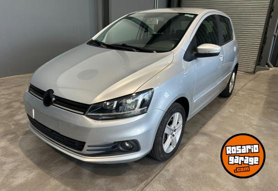 Autos - Volkswagen FOX TRENDLINE 5 PUERTAS 2016 Nafta 98039Km - En Venta